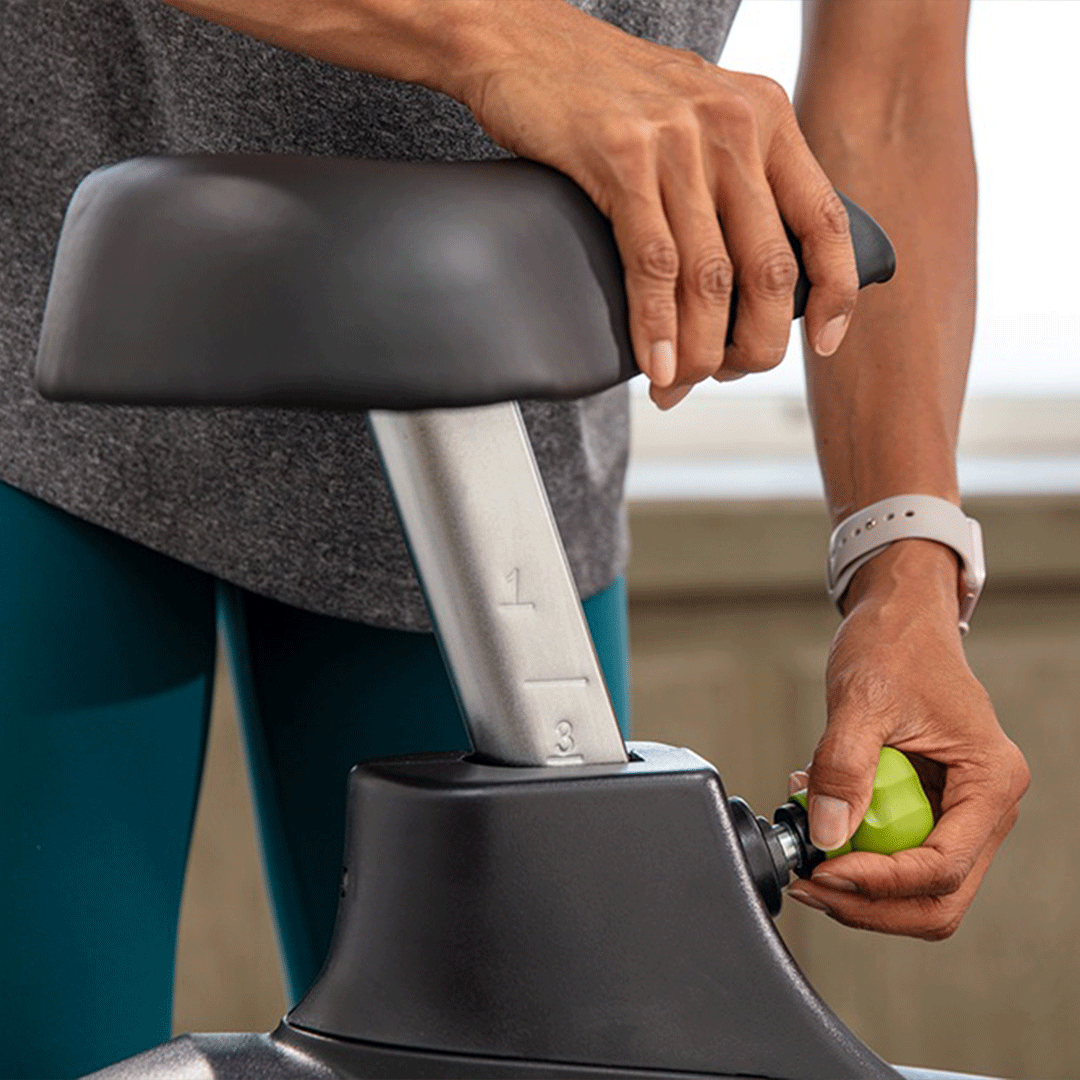 C55U - Upright Bike
